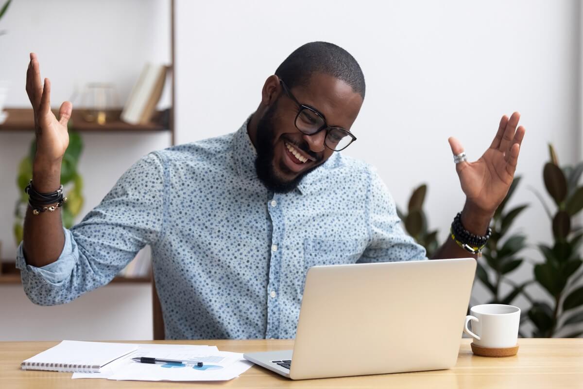 a-businessperson-collaborating-over-a-video-call-at-a-desk